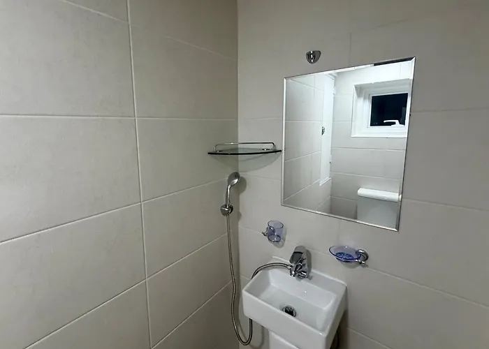 K-grand Ddp Hostel *