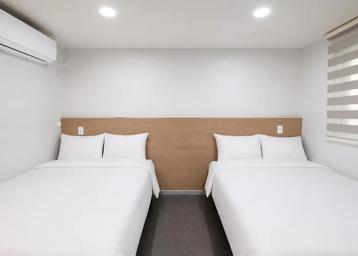 K-grand Ddp Hostel *