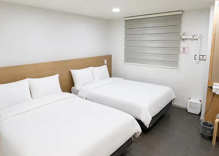 K-grand Ddp Hostel *